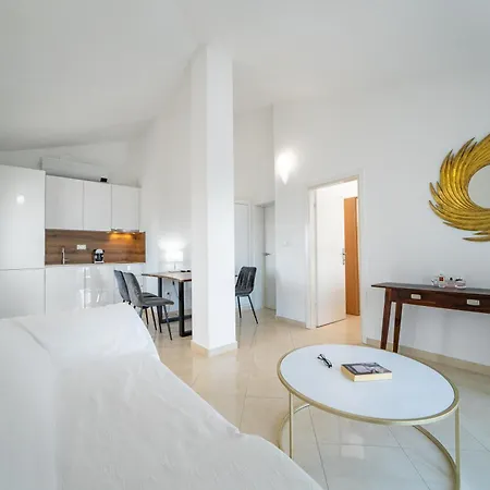 Levante Apartments, Quiet Location And Close To Beach, Only 300 M From Sea Apartmán