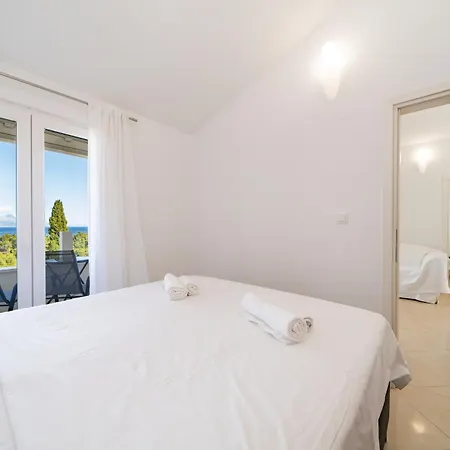 Levante Apartments, Quiet Location And Close To Beach, Only 300 M From Sea *