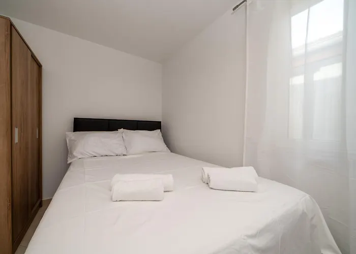 Levante Apartments, Quiet Location And Close To Beach, Only 300 M From Sea Apartment Sumartin