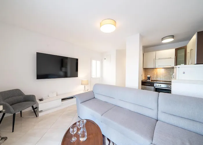 Apartment Levante Apartments, Quiet Location And Close To Beach, Only 300 M From Sea *