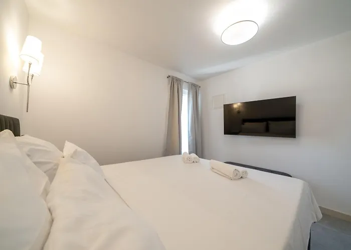 Levante Apartments, Quiet Location And Close To Beach, Only 300 M From Sea Apartment Sumartin