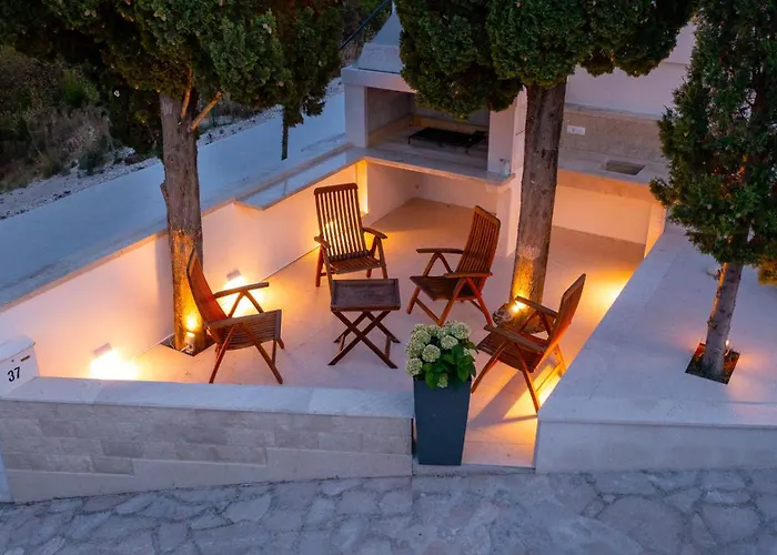 Levante Apartments, Quiet Location And Close To Beach, Only 300 M From Sea